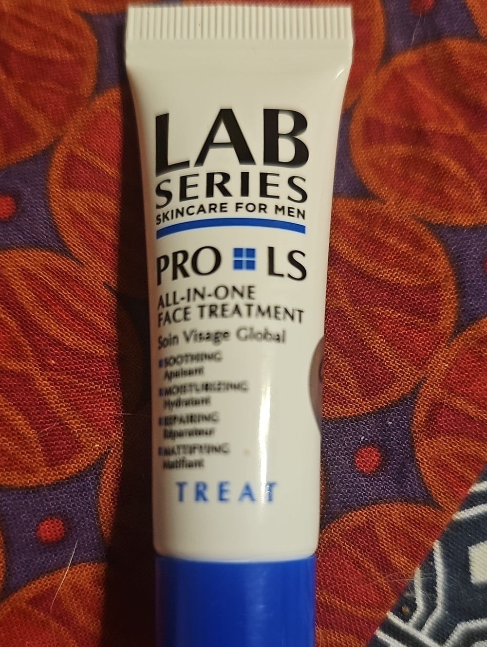 Lab Series Pro LS All-In-One Face Treatment – White and Blue